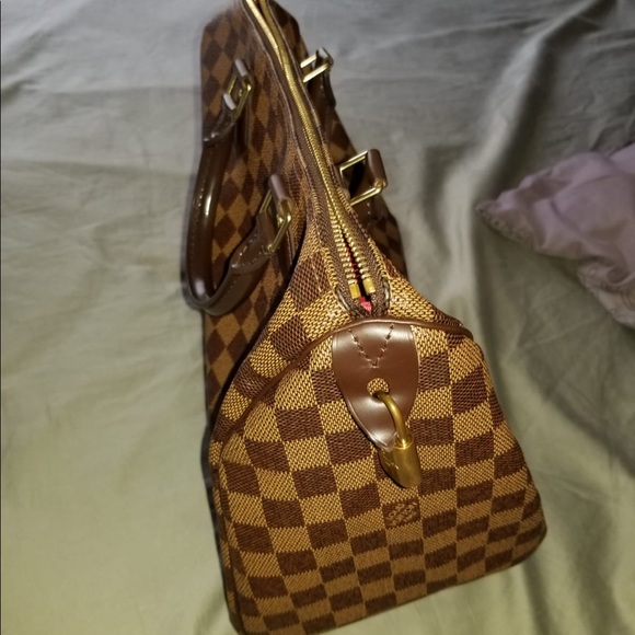 Bag - Picture 2 of 7